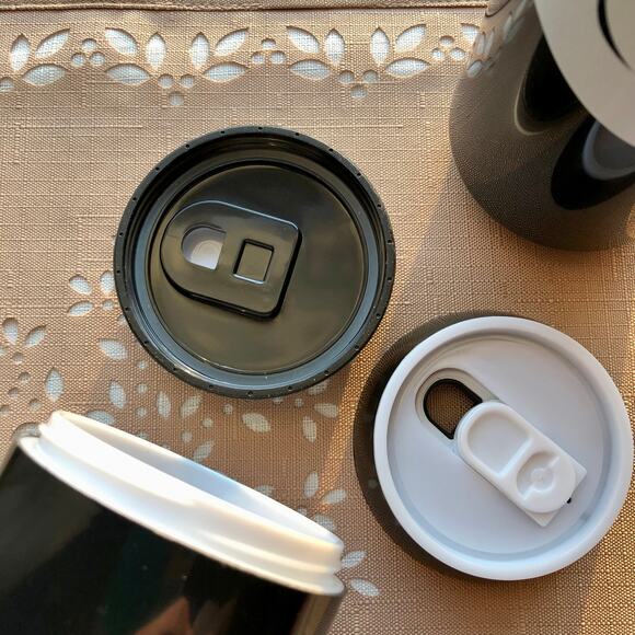 NWT 2 NFL Carolina Panthers Slim Plastic Can Drink Holders - Picture 5 of 9